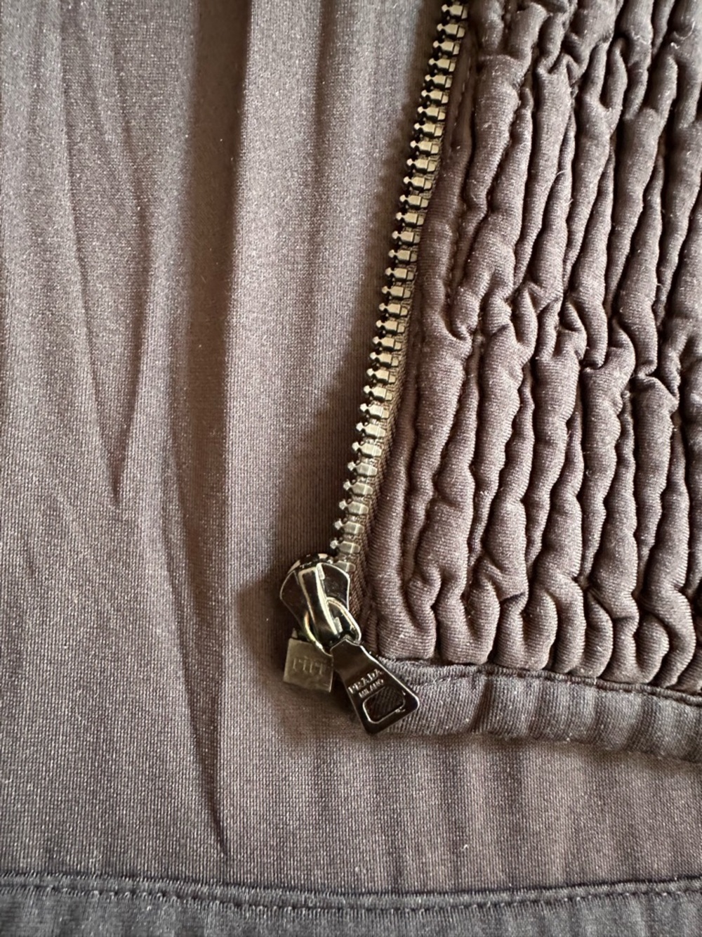 Vintage Prada Plissed Elegant Soft Jacket / SS2009 - Picture 7 of 12